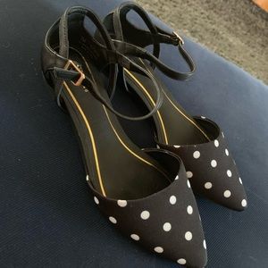 Black polka dot sandals